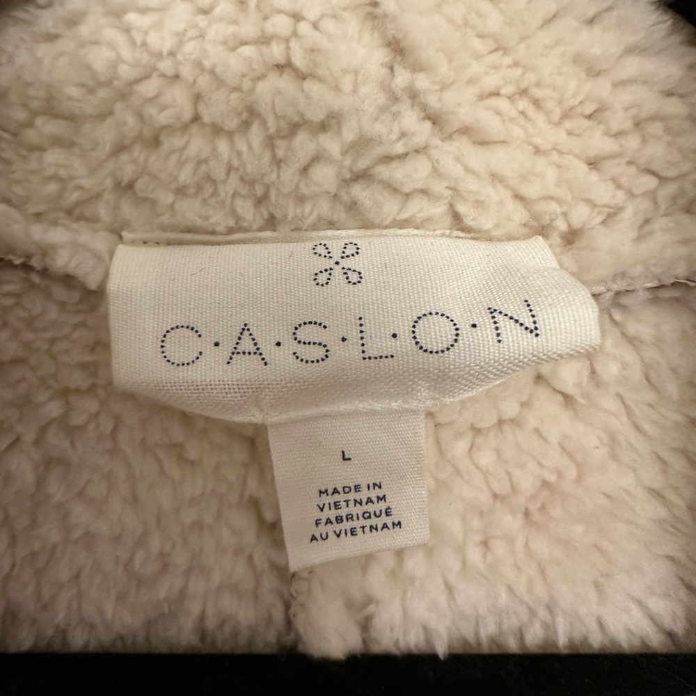 CASLON Vest - Picture 3 of 6